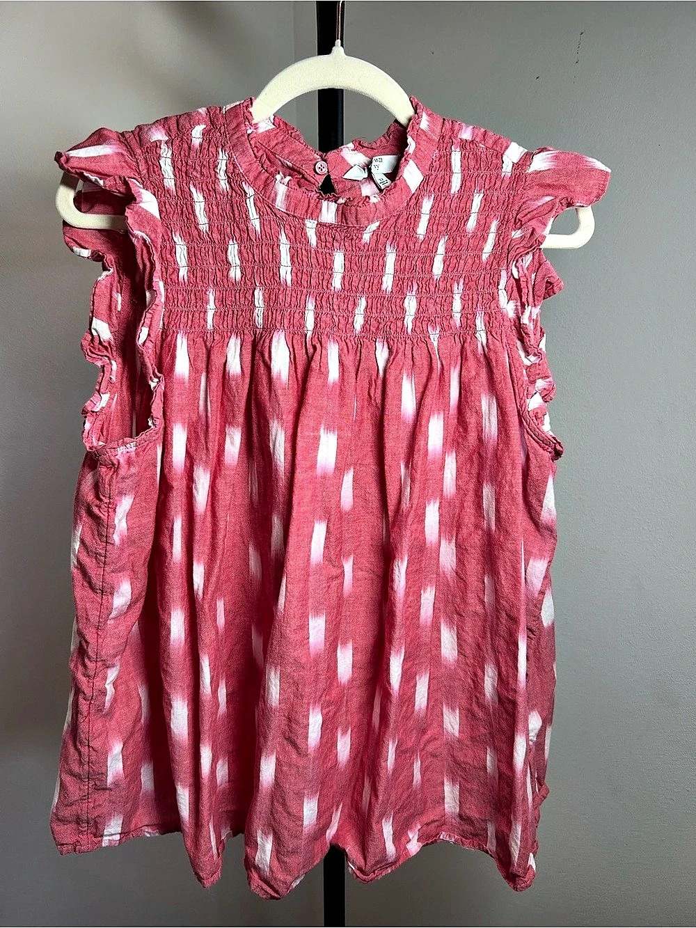 Crown & Ivy ikat-pattern smocked ruffle sleeveless top, pink/white, size 2XL
